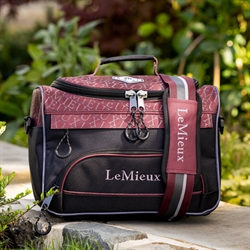 LeMIeux Elite ProKit Lite - Strigletaske /Burgundy - Miljøfoto